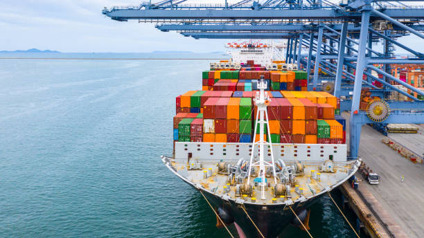 Vận chuyển đường biển từ Singapore về Việt Nam minh họa bảng giá vận chuyển từ Singapore về Việt Nam cho hàng số lượng lớn